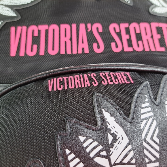 VICTORIA'S SECRET MESH LOGO 2-PIECE COSMETIC BAG SET - Picture 7 of 16